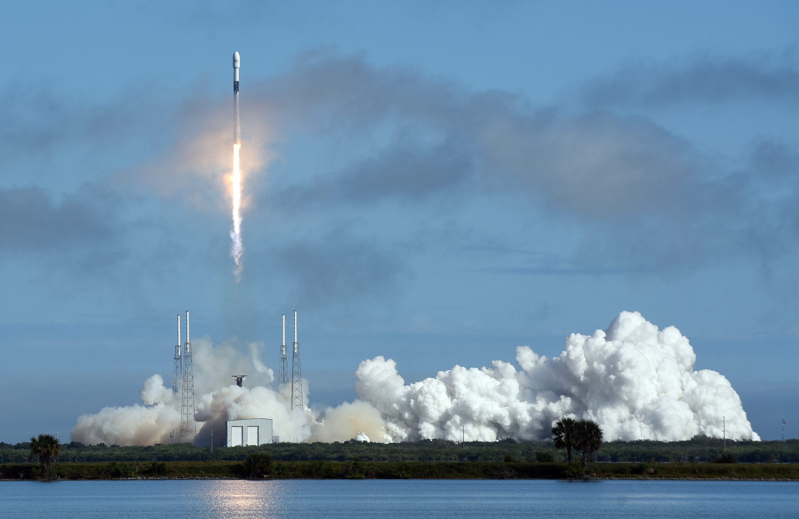Sateliții Starlink de la SpaceX au scurgeri de radiații. Ce spun oamenii de știință Sateliții Starlink de la SpaceX au scurgeri de radiații. Ce spun oamenii de știință
