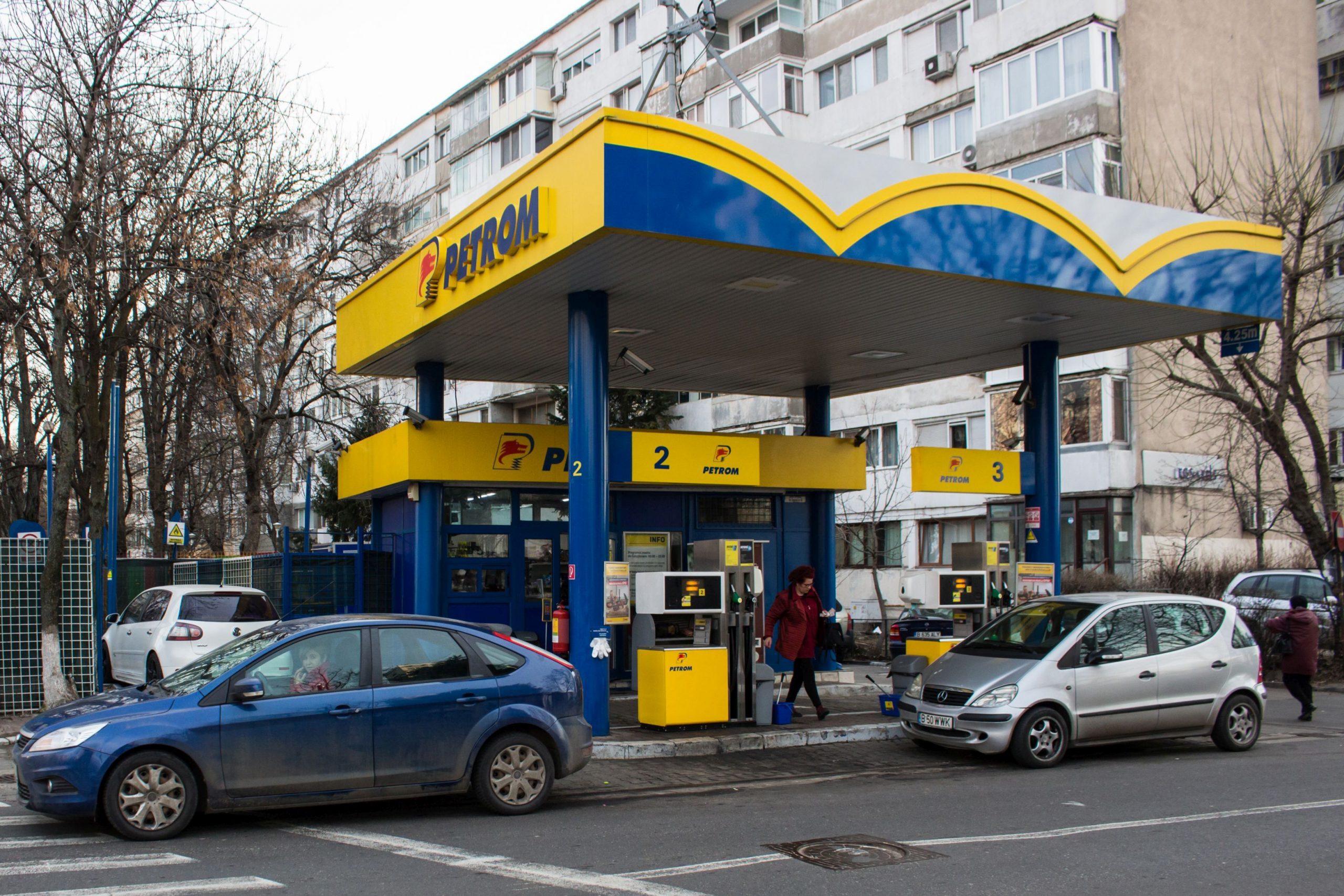 Petrom anunță că nu va plăti contribuția de solidaritate. Compania susține că nu i se aplică regulamentul european ce suprataxează profiturile foarte mari din criza energetică