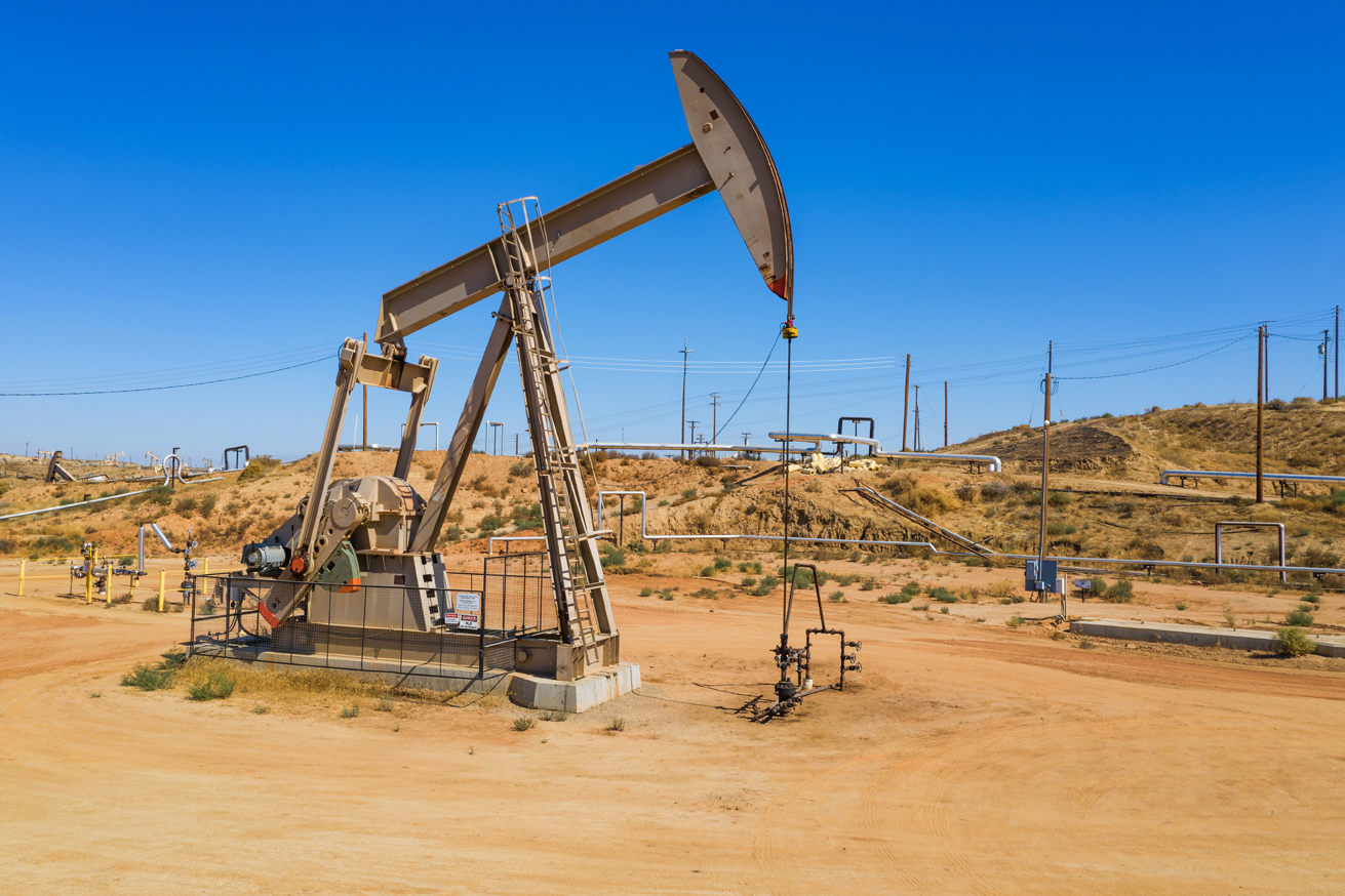 Cinci Giganți Petrolieri Au Făcut 200 De Miliarde De Dolari Profit în 2022 și Plătesc Taxe Suplimentare De 6,4 Miliarde. În România, Petrom Nu Achită Taxa De Solidaritate