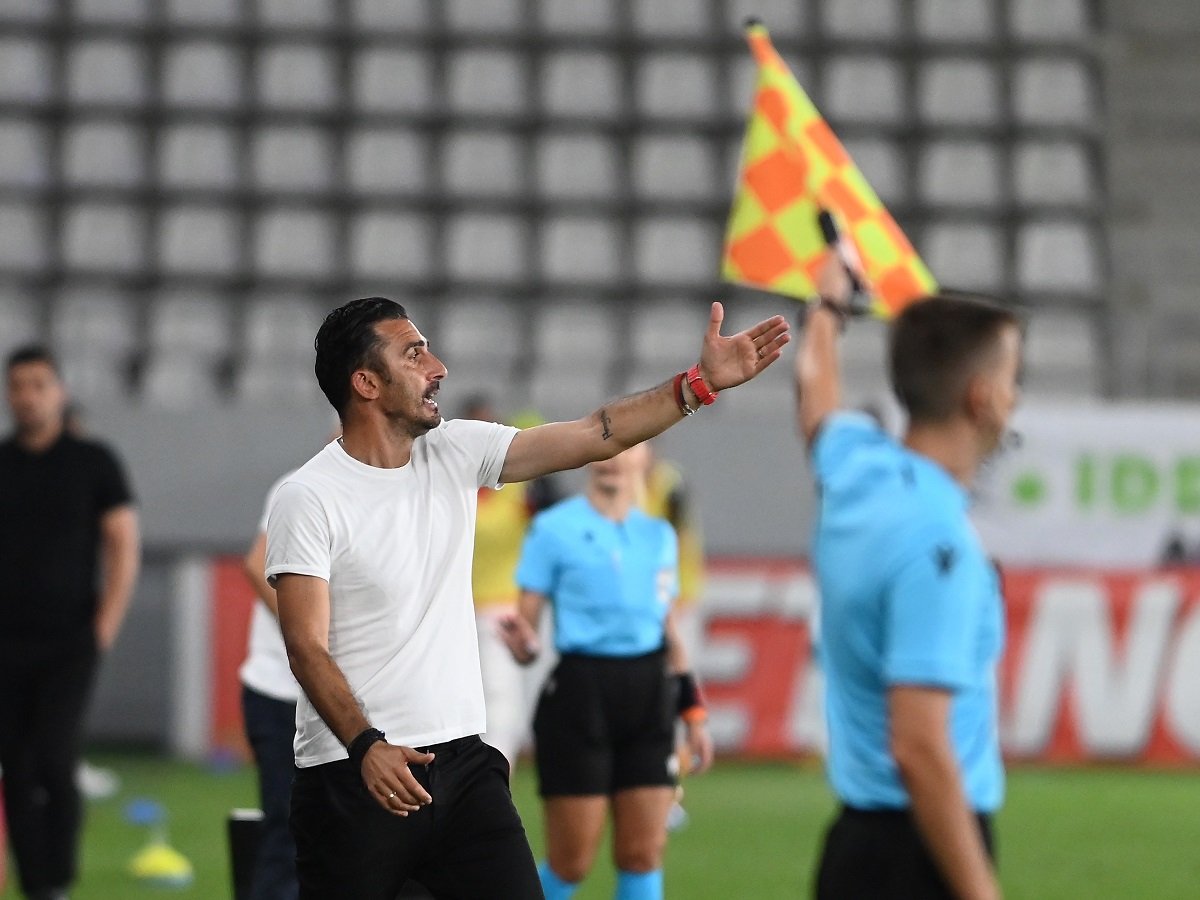 De ce a fost la un pas de dezastru FCSB în meciul cu CSKA 1948 Sofia De ce a fost la un pas de dezastru FCSB în meciul cu CSKA 1948 Sofia
