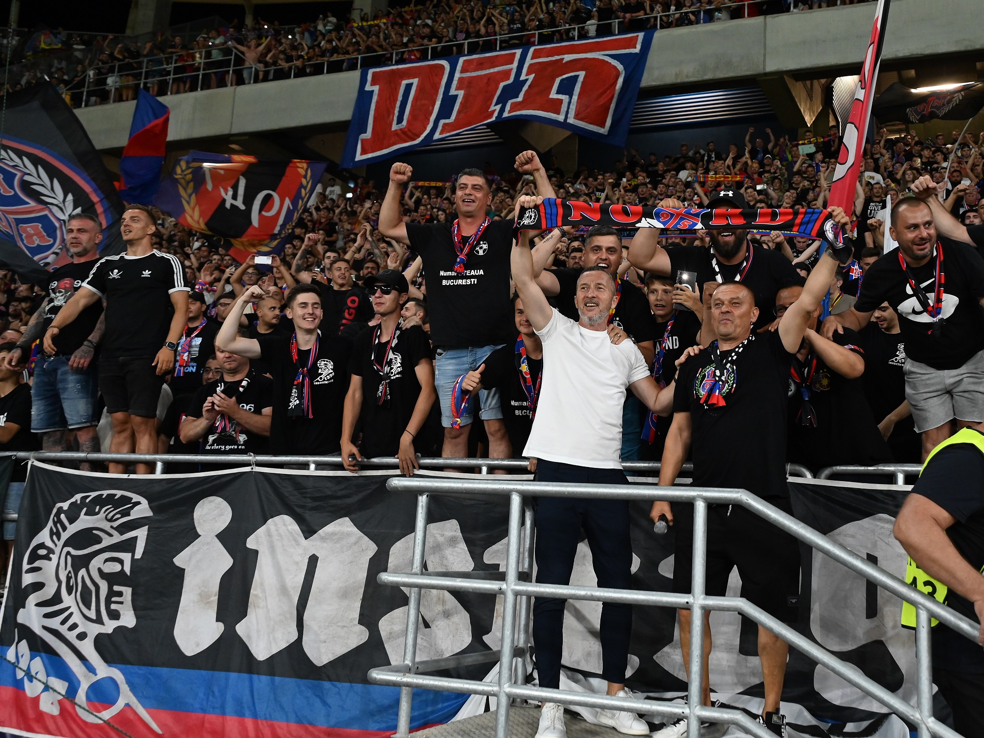 Incidente la FCSB – CFR Cluj 1-0! Doi suporteri au încălcat legea