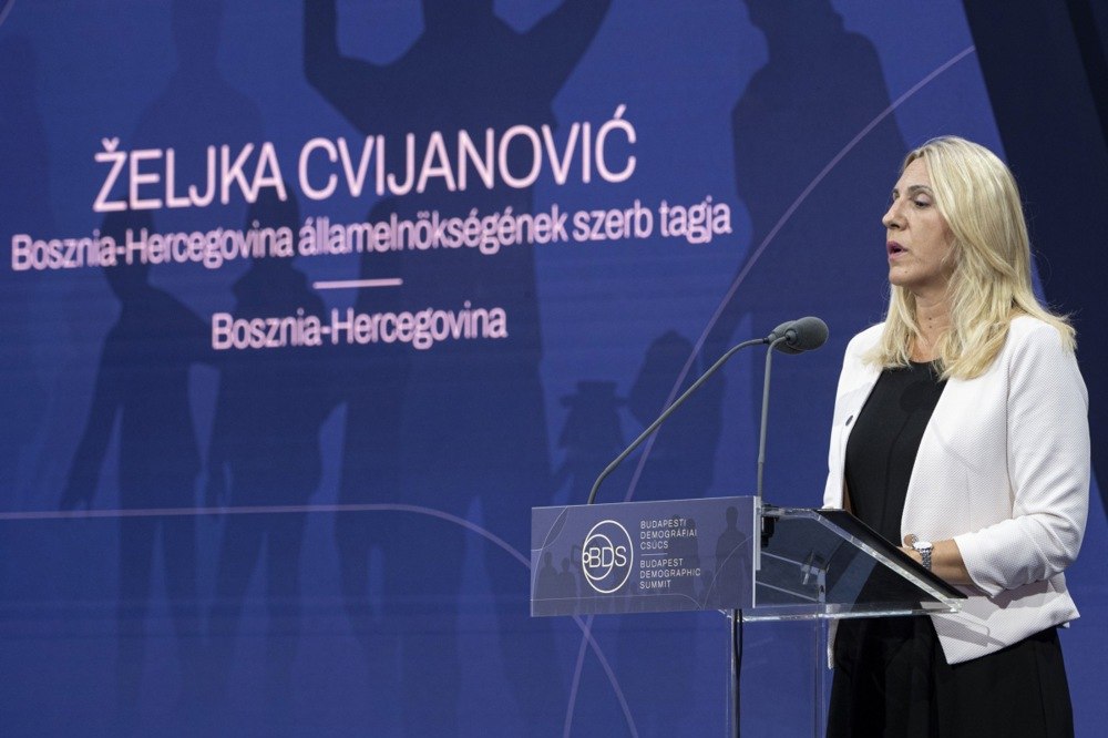 Summitul din Ungaria dedicat creșterii natalității, dominat de paranoia, nu de strategii Summitul din Ungaria dedicat creșterii natalității, dominat de paranoia, nu de strategii