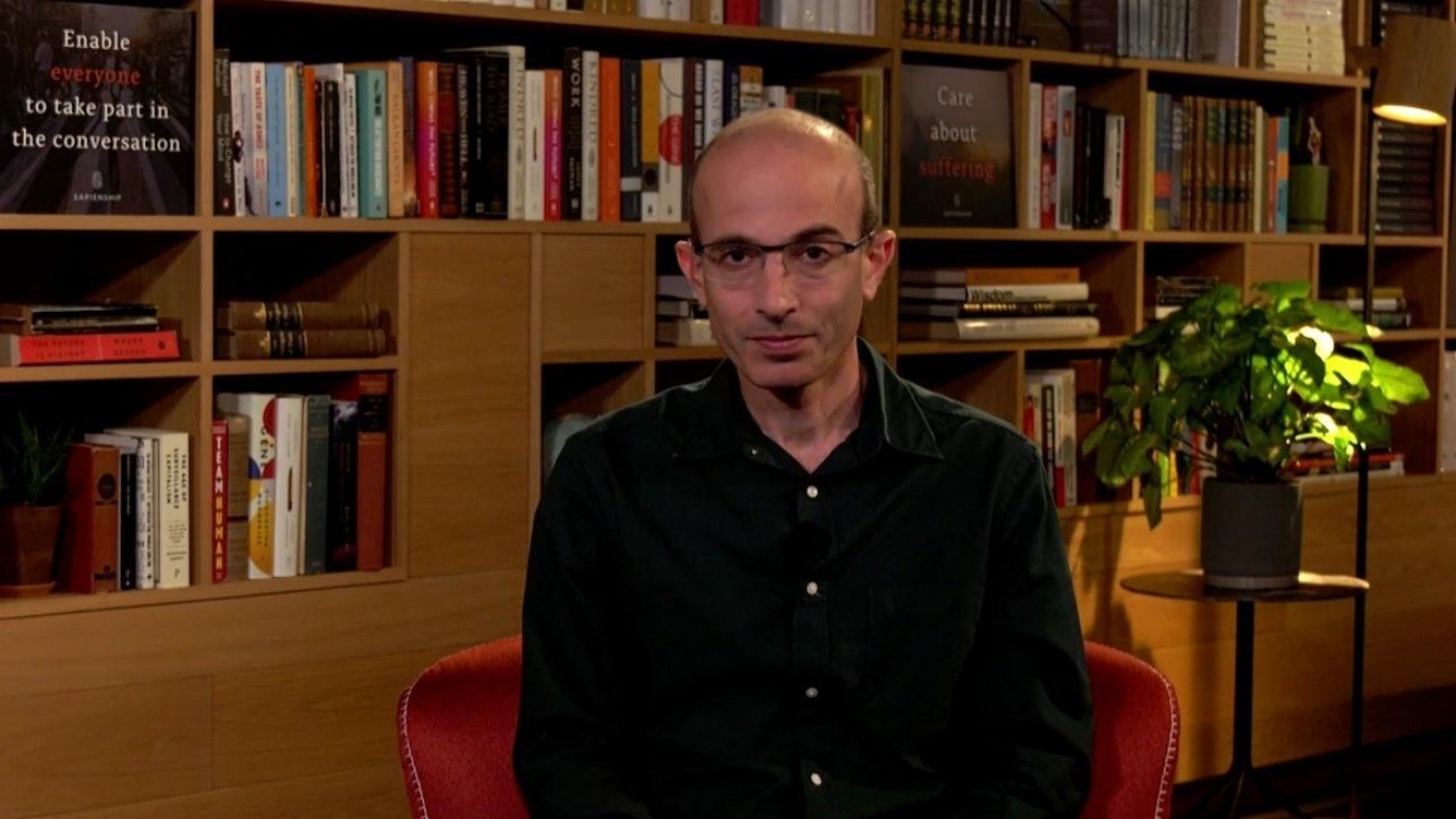 Yuval Noah Harari critică „indiferența” de stânga față de atrocitățile Hamas. Scrisoarea semnată de autorul „Sapiens” Yuval Noah Harari critică „indiferența” de stânga față de atrocitățile Hamas. Scrisoarea semnată de autorul „Sapiens”