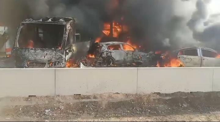 Accident în lanț în Egipt. Zeci de morți, mulți carbonizați, peste 50 de răniți VIDEO Accident în lanț în Egipt. Zeci de morți, mulți carbonizați, peste 50 de răniți VIDEO