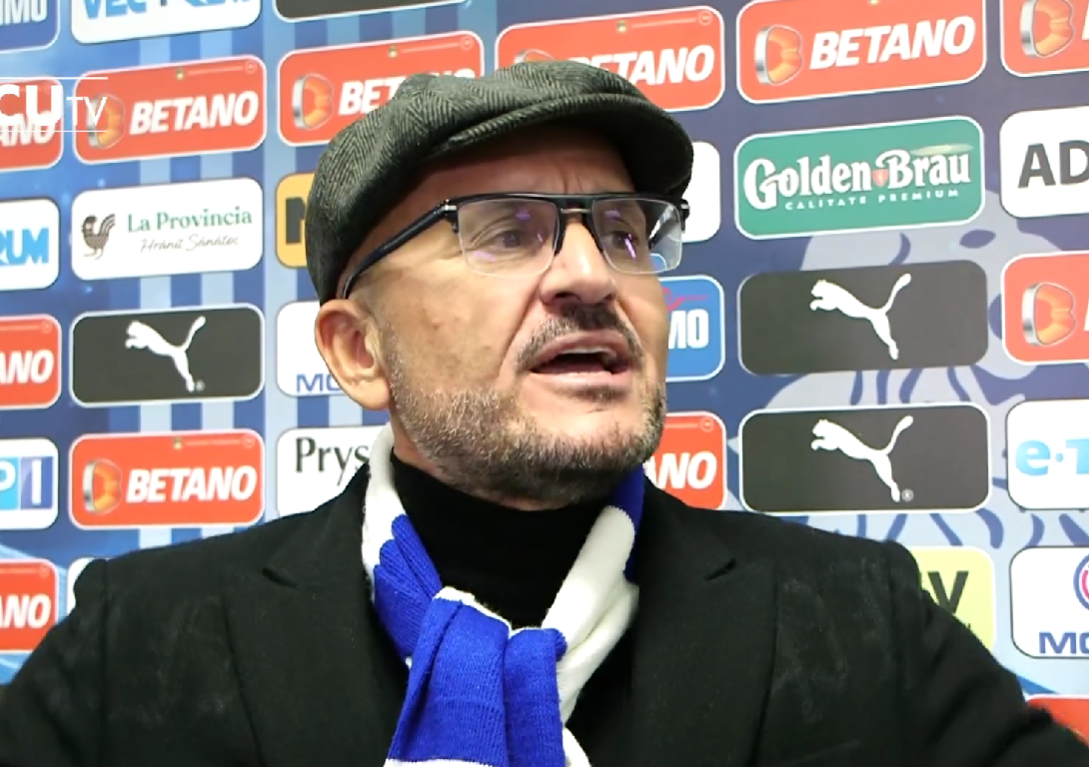 Adrian Mititelu e în război cu galeria Universității Craiova și cu Mihai Rotaru din cauza unui banner obscen