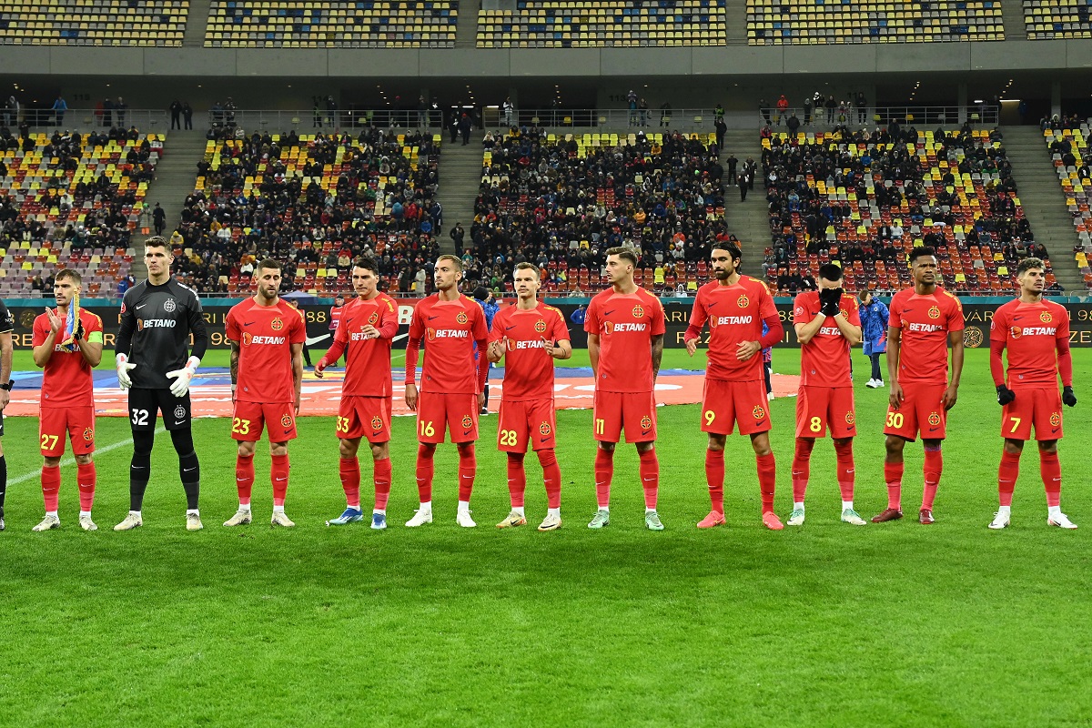 Primul fotbalist pe care Gigi Becali l-a dat afară din echipă după FCSB Primul fotbalist pe care Gigi Becali l-a dat afară din echipă după FCSB