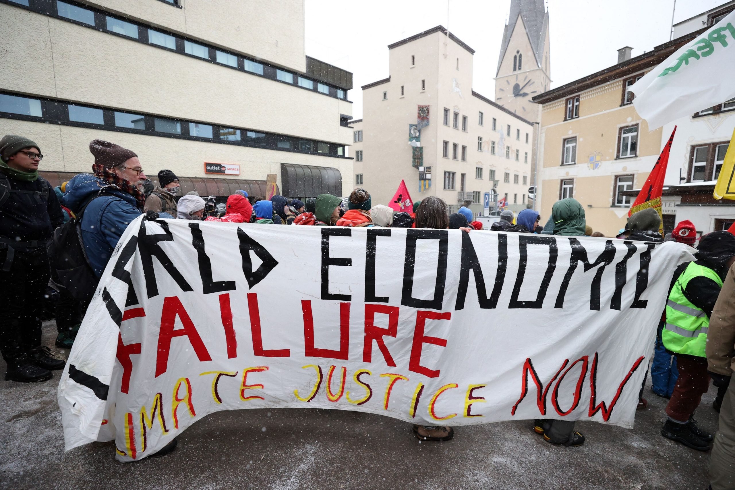 „Miliardarii își Exercită Averea Extremă Pentru A Acumula Putere Politică și Influență”. Scrisoarea Celor Mai Bogați Oameni Ai Lumii La Forumul Mondial De La Davos „Miliardarii își Exercită Averea Extremă Pentru A Acumula Putere Politică și Influență”. Scrisoarea Celor Mai Bogați Oameni Ai Lumii La Forumul Mondial De La Davos