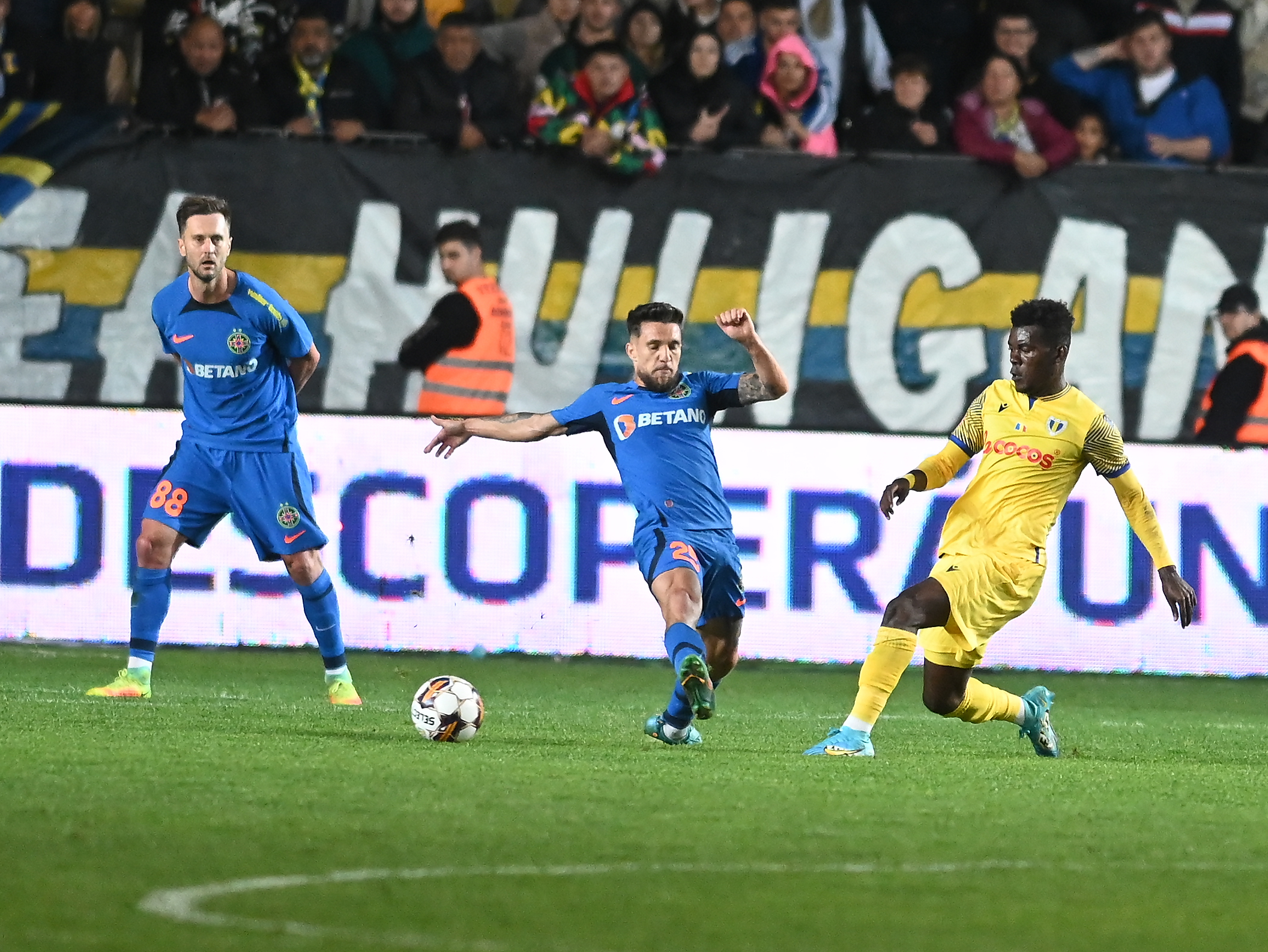 Petrolul Live Video Online în etapa 29 din Superliga Petrolul Live Video Online în etapa 29 din Superliga