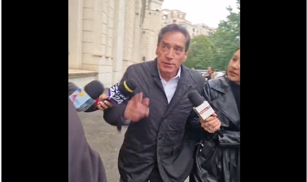 Petre Roman a mers, joi, la Parchetul General pentru a i se aduce la cunoștință acuzațiile