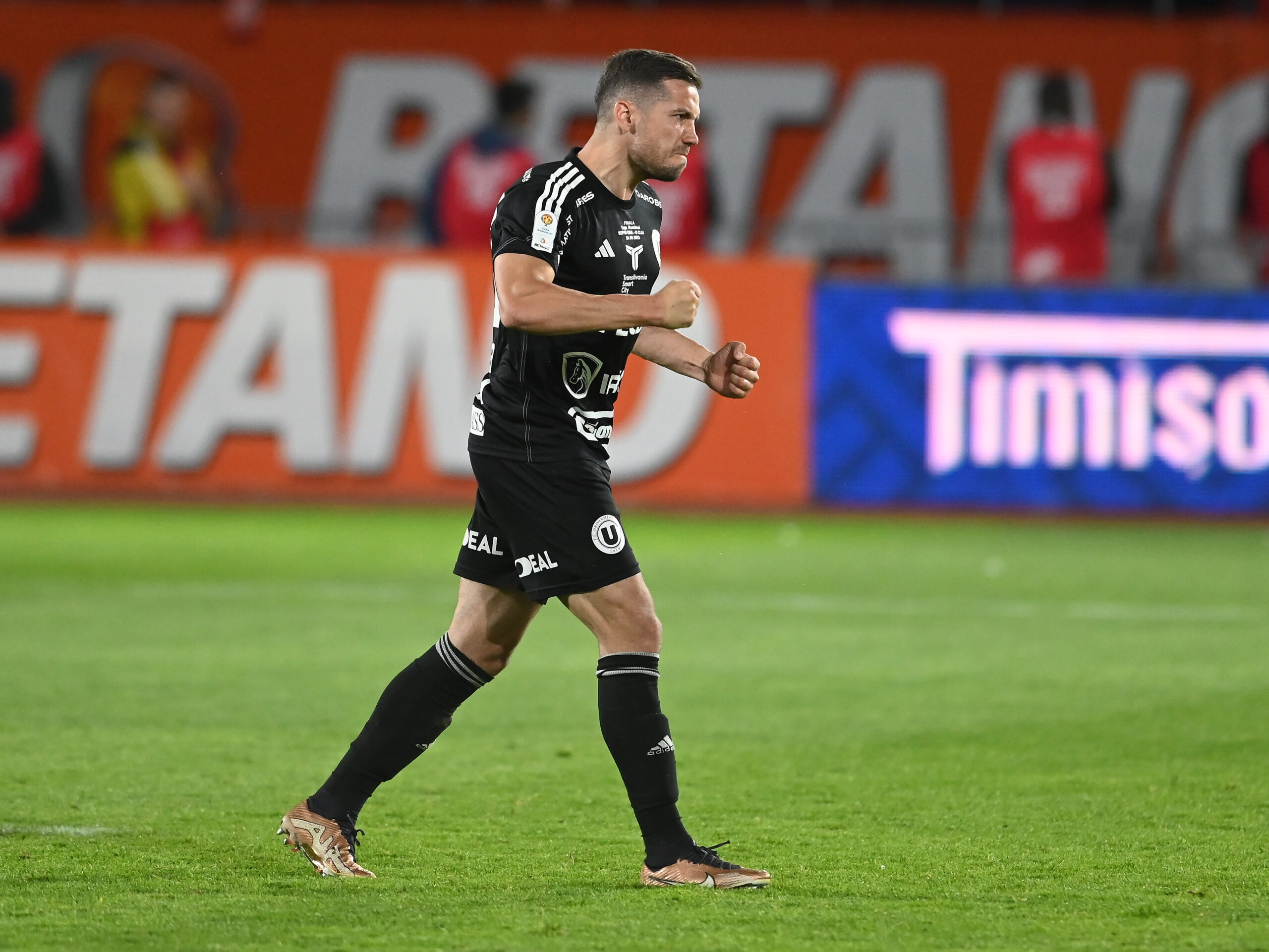 Reacția misterioasă a lui Alex Chipciu, după ce Gigi Becali a anunțat că îl transferă la FCSB! Reacția misterioasă a lui Alex Chipciu, după ce Gigi Becali a anunțat că îl transferă la FCSB!