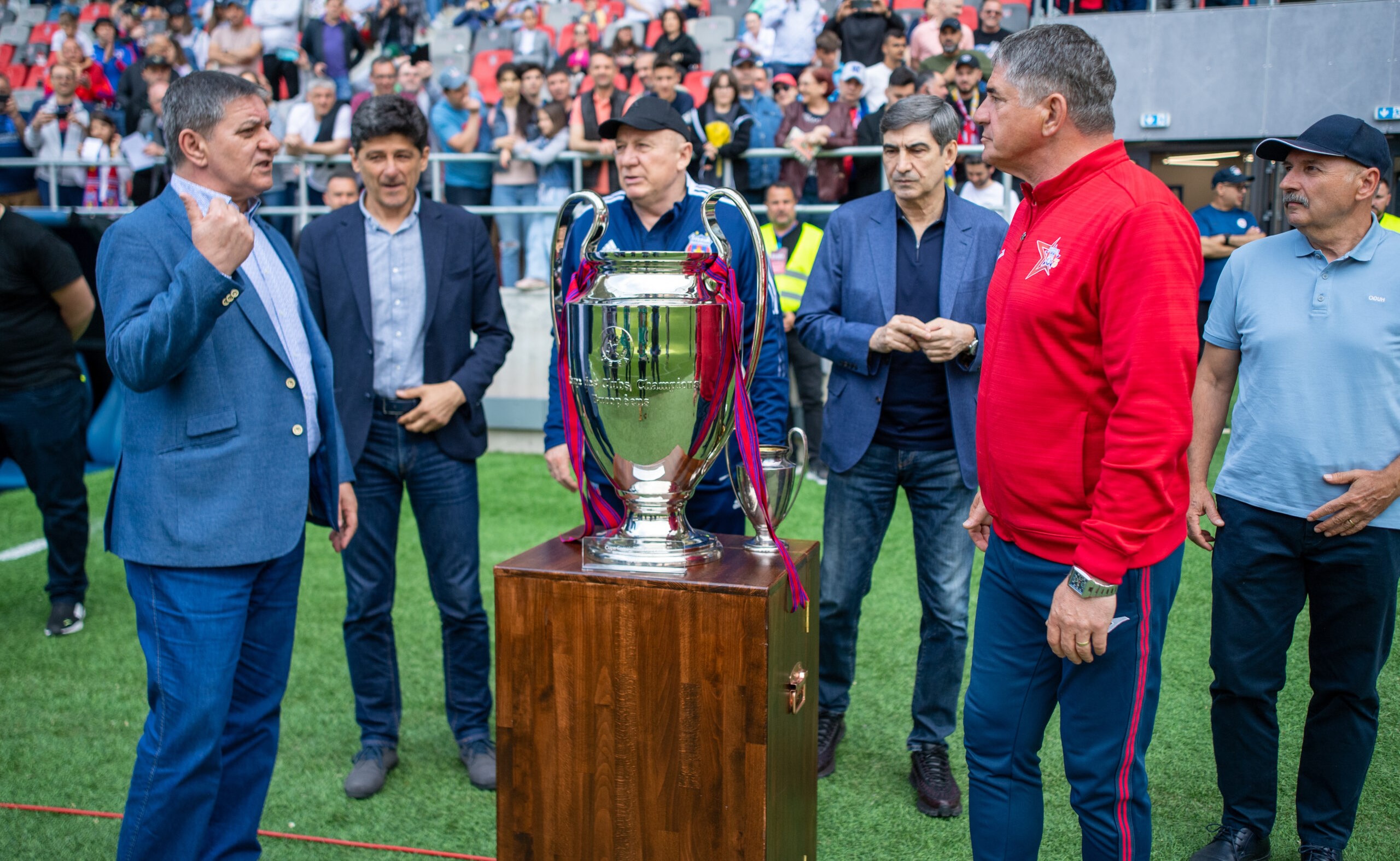 Câştigătorul Cupei Campionilor Europeni cu Steaua o face praf pe FCSB!