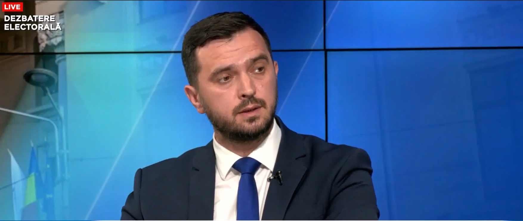 „A devenit foarte talentat în a ocoli adevărul. Se ascunde”