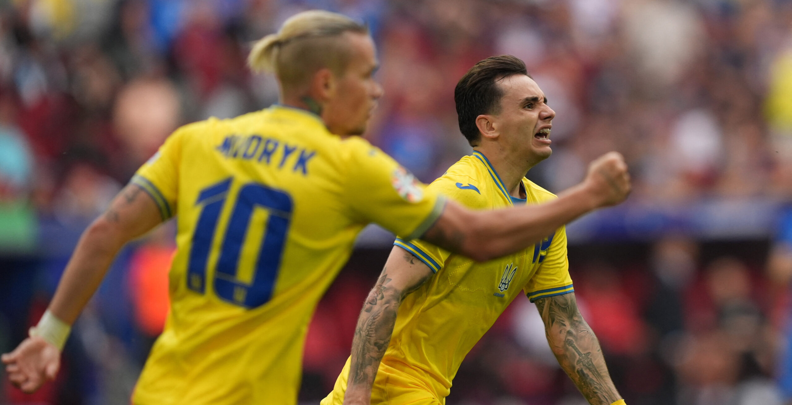 Banner şoc pe care ucrainenii l-au afişat cu Slovacia la EURO! Ce s-a întâmplat la scurt timp după