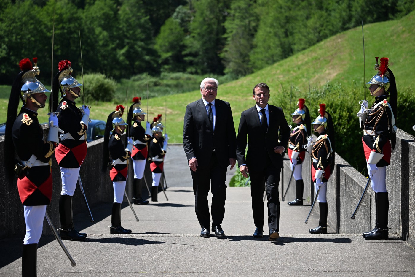 Macron și-a pierdut cumpătul /Convocarea alegerilor generează RISCURI, Franța și Germania ar trebui să evite logica populismului