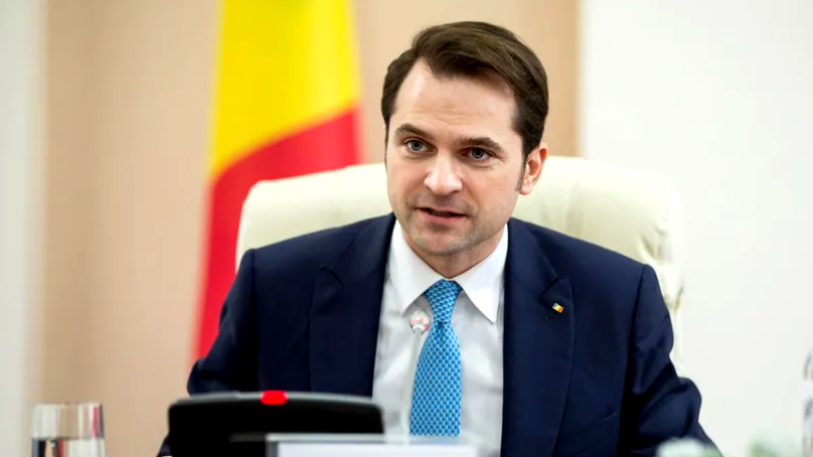 Sebastian Burduja anunță că va CONSULTA profesori universitari, cu privire la noile scheme de plafonare la gaze și energie Sebastian Burduja anunță că va CONSULTA profesori universitari, cu privire la noile scheme de plafonare la gaze și energie
