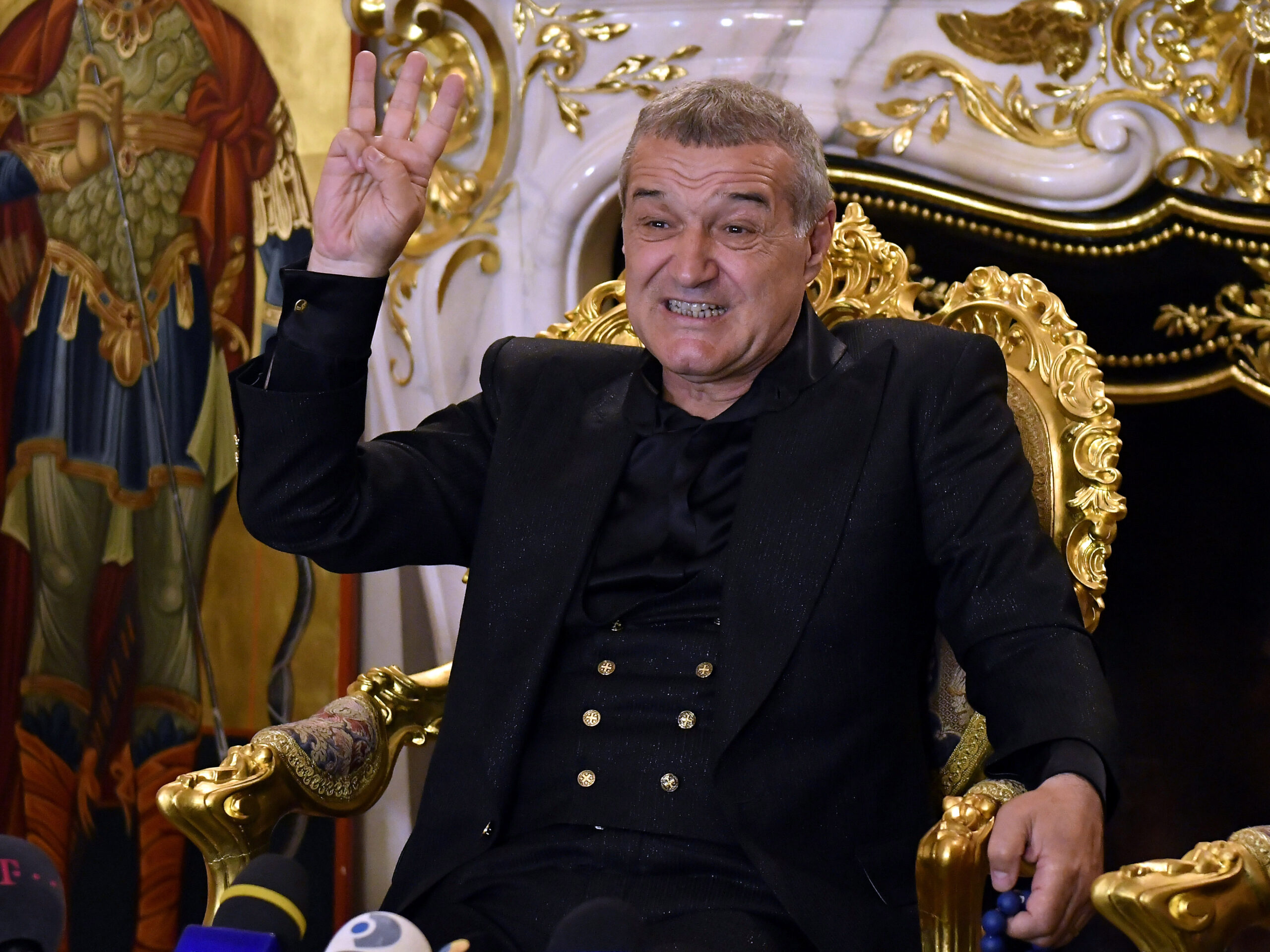 echipa lui Gigi Becali poate da peste ungurii de la Ferencvaros în play-off-ul Champions League, dacă trece de Sparta Praga! Lista completă a adversarilor fioroși, dar nu invincibili echipa lui Gigi Becali poate da peste ungurii de la Ferencvaros în play-off-ul Champions League, dacă trece de Sparta Praga! Lista completă a adversarilor fioroși, dar nu invincibili