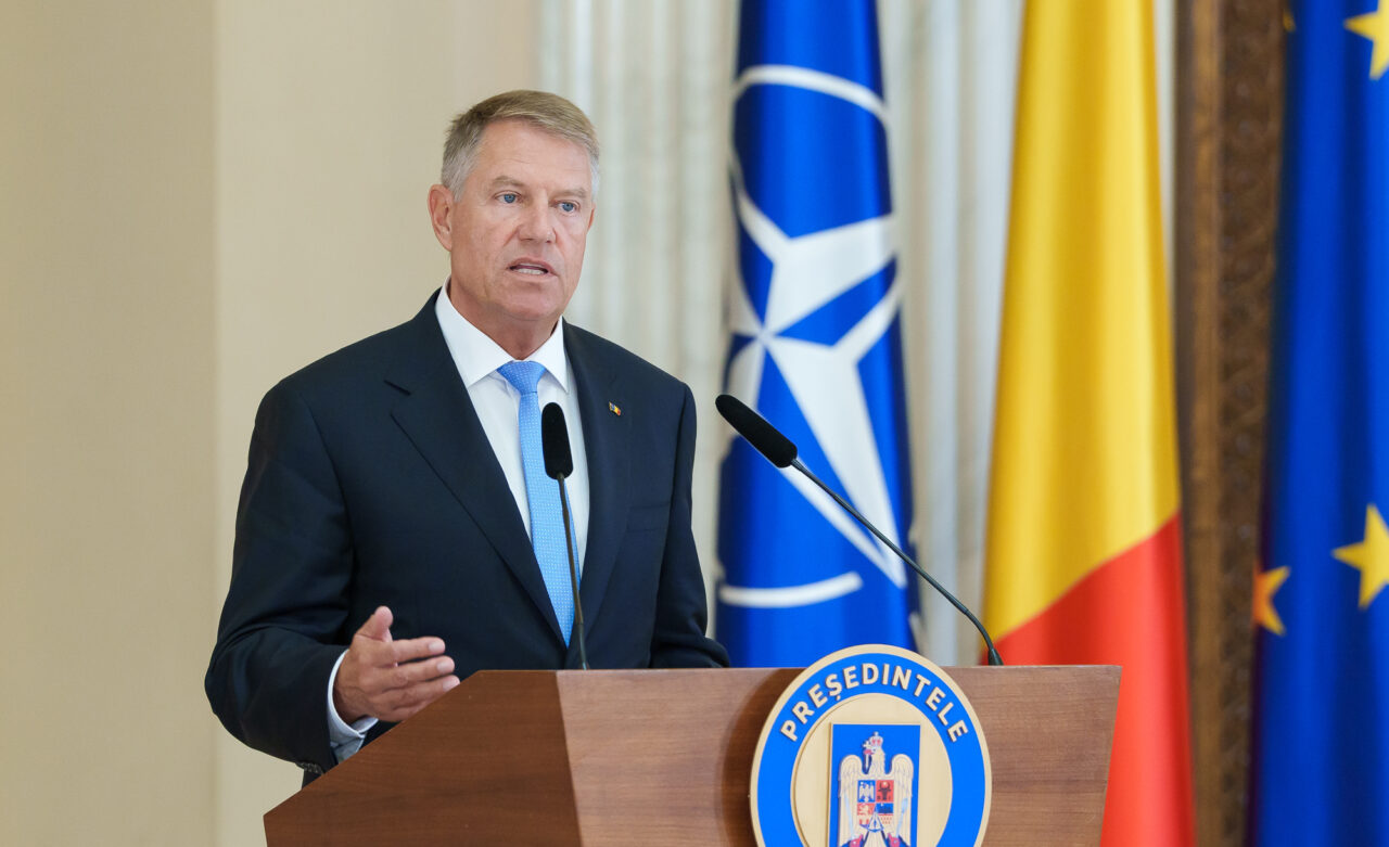 De Ziua Aviației, Klaus Iohannis promite modernizarea ARMATEI. „Va fi realizată integrarea și asimilarea capabilității avion multirol F-16” De Ziua Aviației, Klaus Iohannis promite modernizarea ARMATEI. „Va fi realizată integrarea și asimilarea capabilității avion multirol F-16”