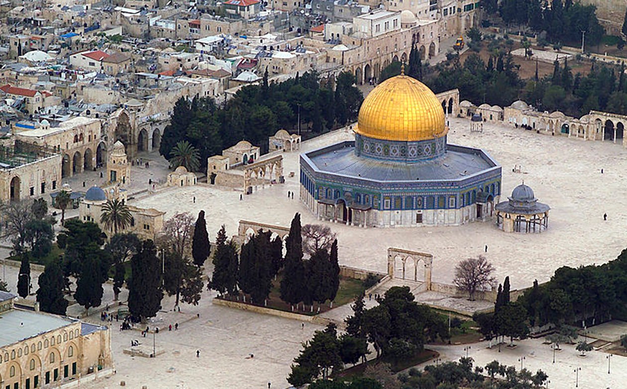 Imamul moscheii Al-Aqsa din Ierusalim, arestat după ce l-a numit martir pe Hanieyh într-o predică Imamul moscheii Al-Aqsa din Ierusalim, arestat după ce l-a numit martir pe Hanieyh într-o predică