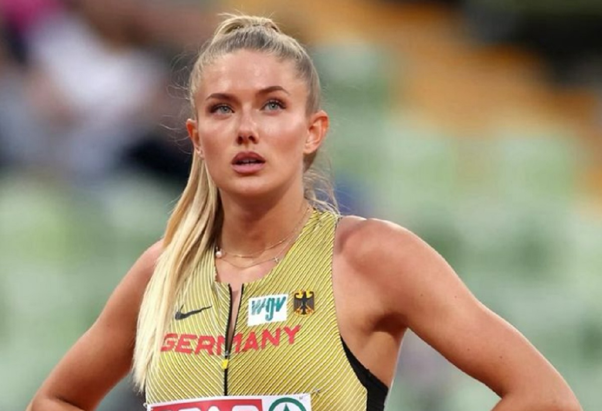 Cea mai sexy atletă din lume i-a primit pe fani în intimitatea ei. Cum arată camera blondei din Satul Olimpic Cea mai sexy atletă din lume i-a primit pe fani în intimitatea ei. Cum arată camera blondei din Satul Olimpic