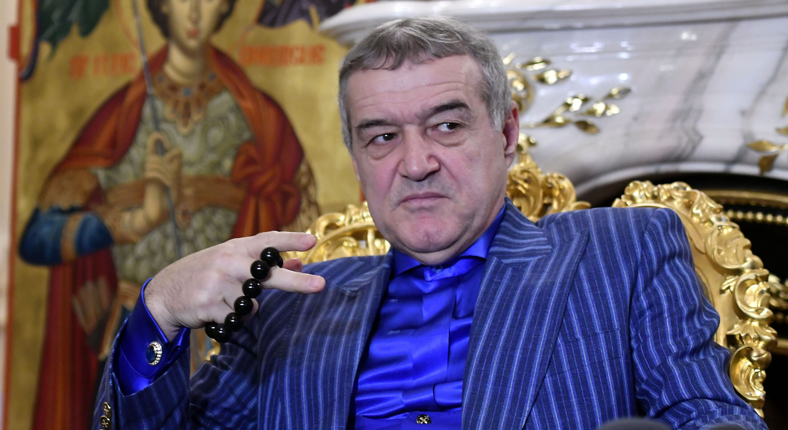 Gigi Becali l-a transferat în vară și acum urlă la oamenii săi să îl amendeze pe fotbalistul FCSB! „Dați-i 500, 1.000, 1.500 de euro!”