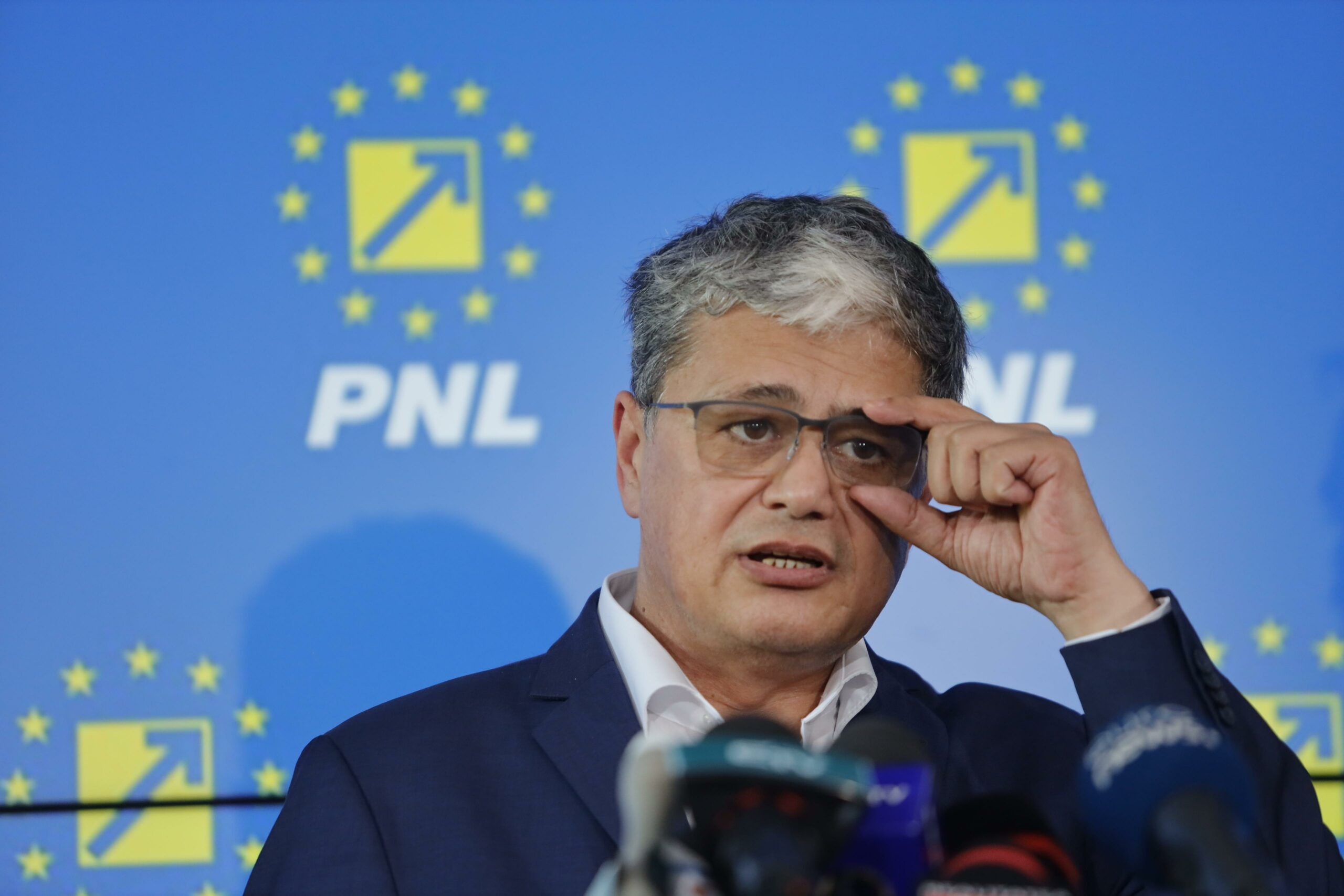 Marcel Boloș dă asigurări că banii pentru majorarea pensiilor există și vor fi virați la timp/ „Bugetul alocat pensiilor urcă în 2024 la 136,6 mld.” Marcel Boloș dă asigurări că banii pentru majorarea pensiilor există și vor fi virați la timp/ „Bugetul alocat pensiilor urcă în 2024 la 136,6 mld.”