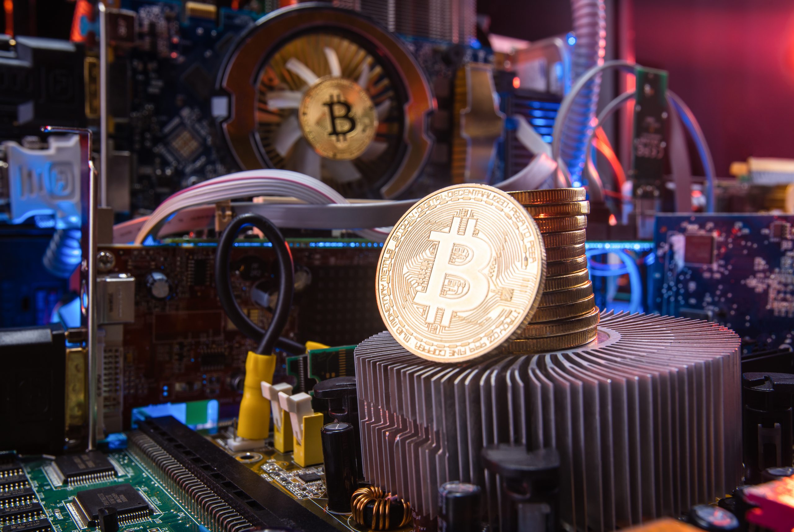 Consilier BNR, Despre Criptomonede: „E Un Joc Paralel, Nu Intră în Lumea Reală. Nu E Niciun Fel De Profit, Nimic, Zero!”