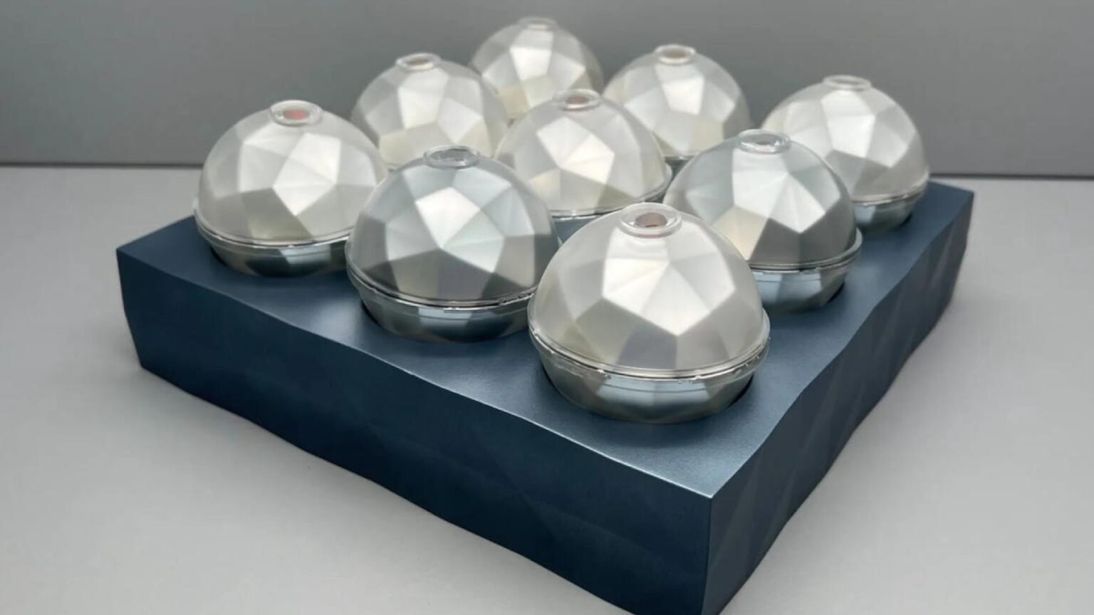 Japonia reinventează panoul solar cu microcelule sferice Japonia reinventează panoul solar cu microcelule sferice