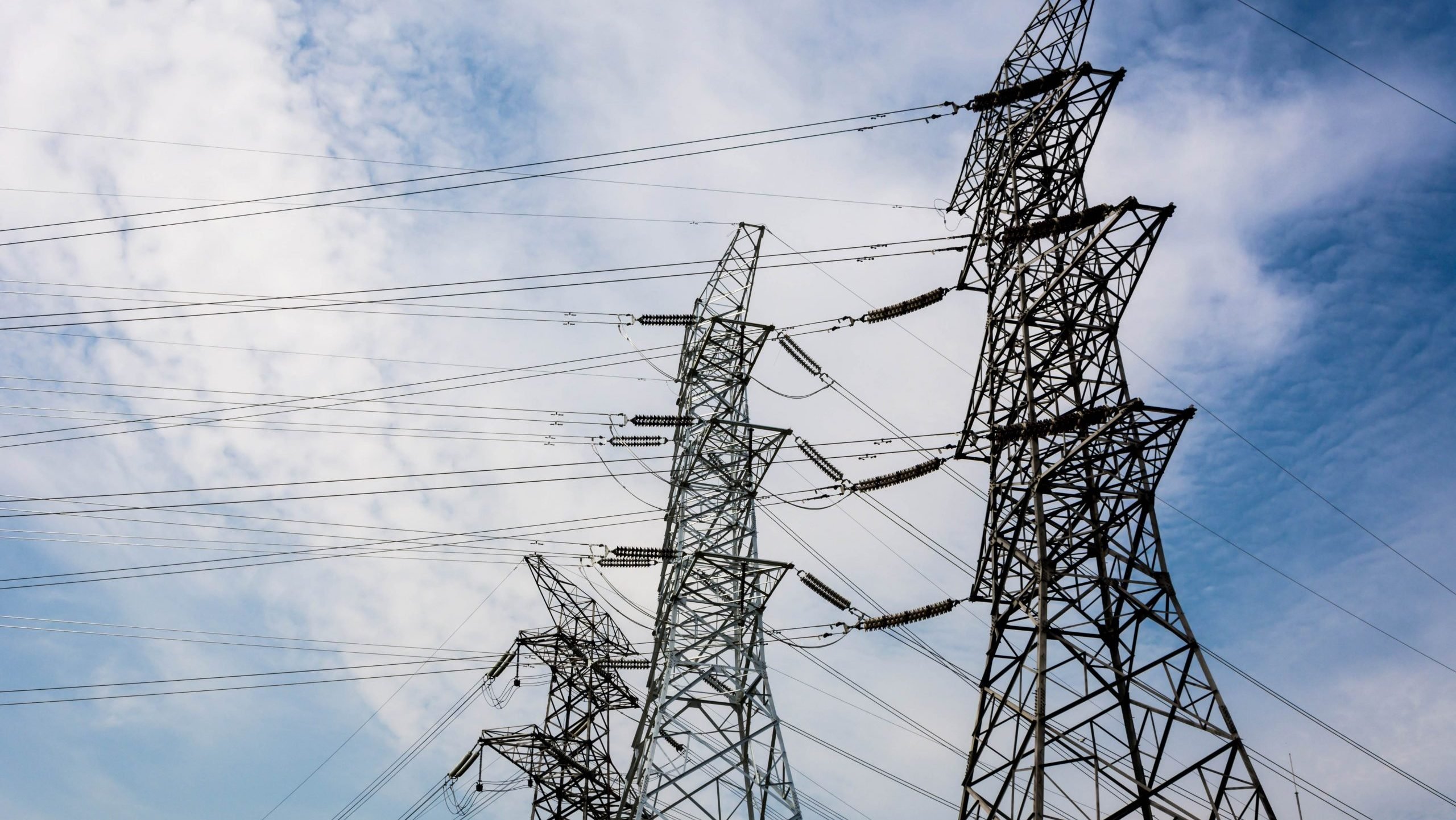 Statul Ar Putea Fi Obligat Să Restituie 50 De Miliarde De Lei, După Ce A Suprataxat Producătorii De Energie, Gaze și Petrol Din România