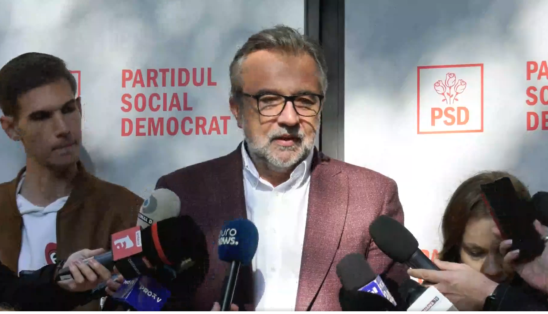 Lucian Romanescu SPULBERĂ afirmațiile lui Ciucă despre presupusa legătură PSD