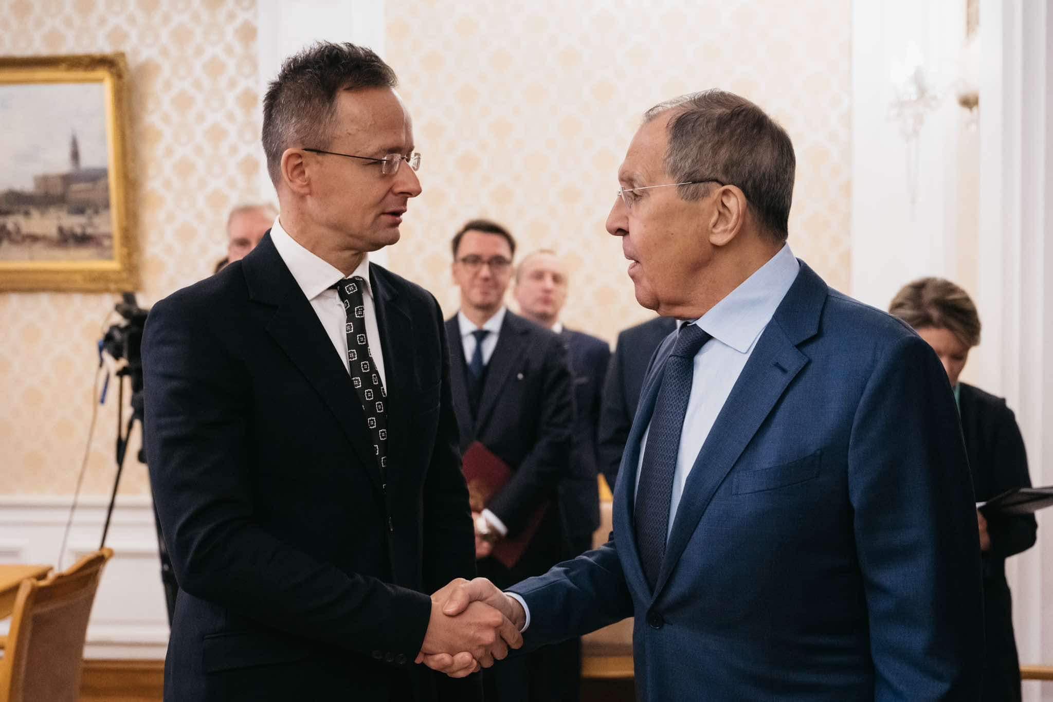 Ministrul ungar de externe a fost în vizită la Moscova, „într-o misiune de pace” Ministrul ungar de externe a fost în vizită la Moscova, „într-o misiune de pace”