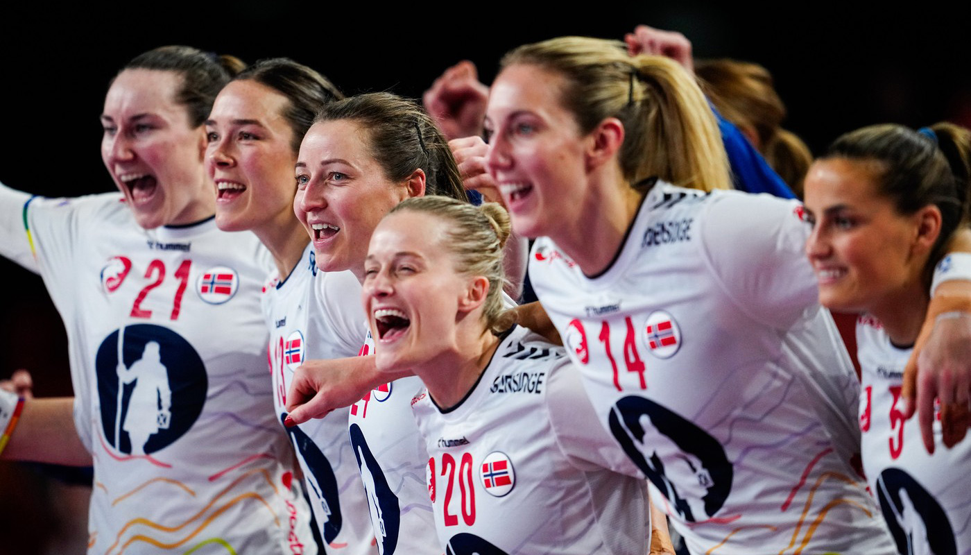 Finală de vis la Campionatul European de handbal feminin, deşi gazda Ungaria a fost eliminată de favorita Norvegia!