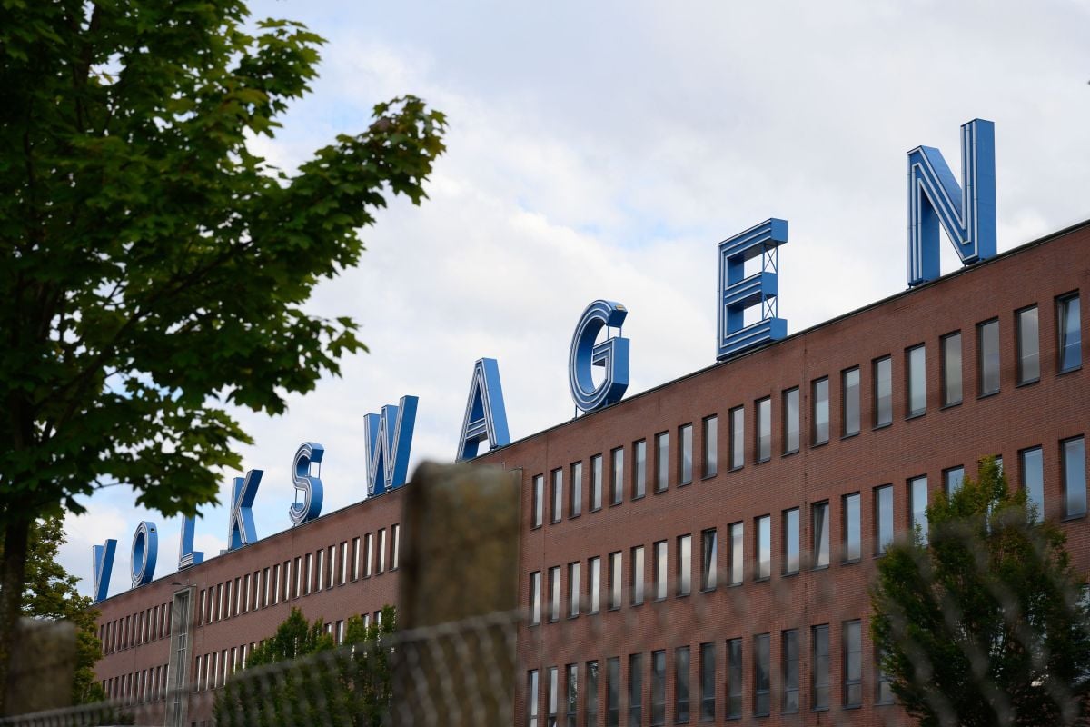 Volkswagen Ajunge La Un Acord Cu Sindicatele Din Germania și Nu Mai Face Concedieri. Trei Fabrici Trebuiau închise