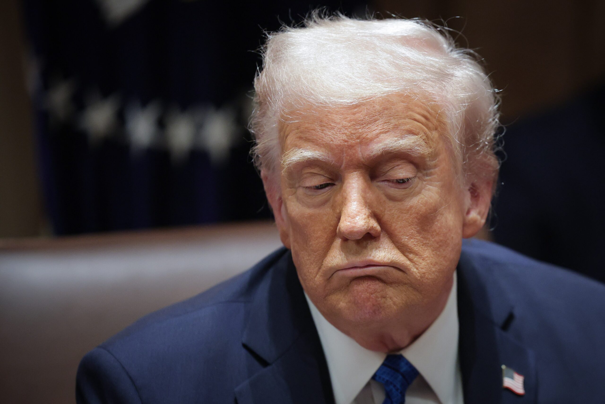 Trump, despre reacția pieței după anunțul privind tarifele vamale: „Au profitat de noi timp de mulți ani”