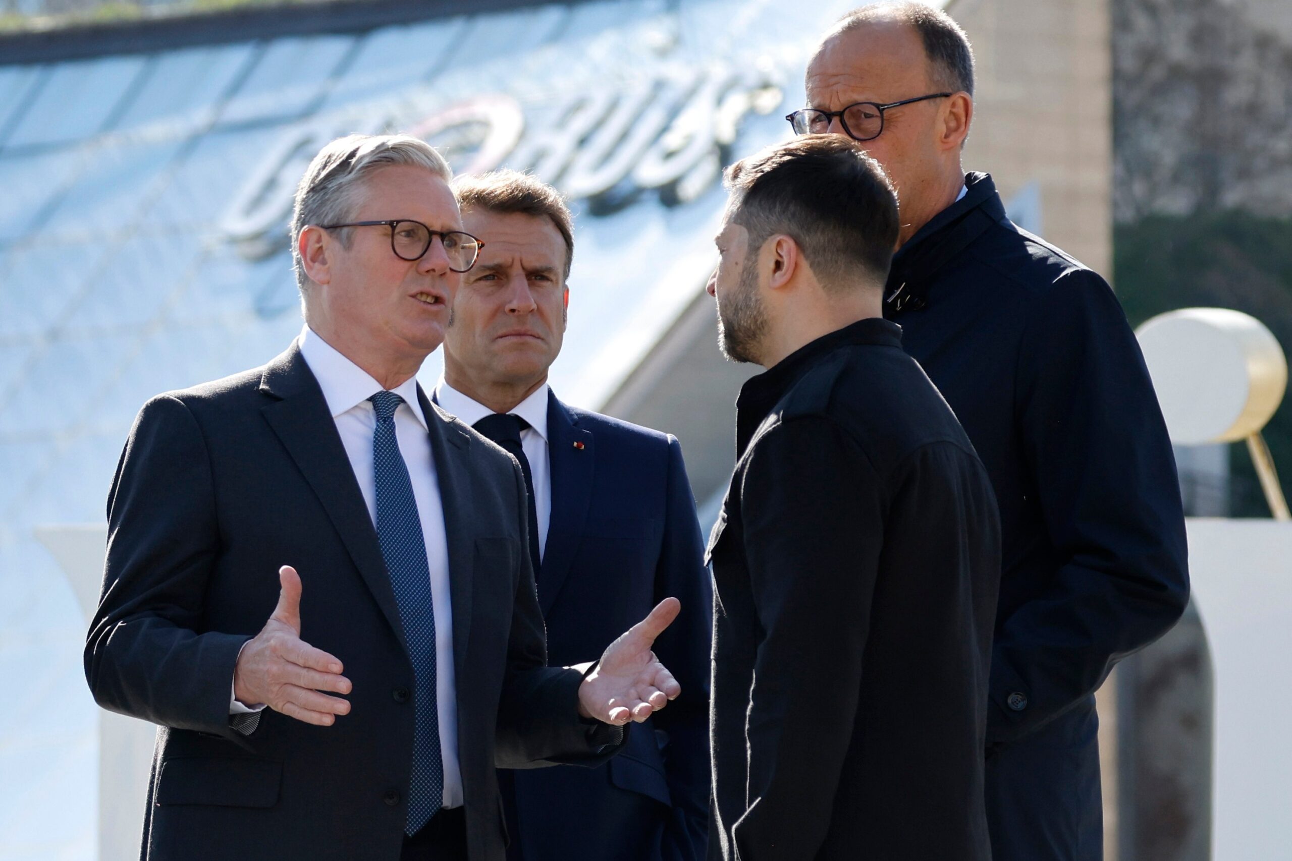 Liderii țărilor europene reuniți la Kiev au discutat cu Trump despre un armistițiu de 30 de zile în Ucraina. Reacția Kremlinului