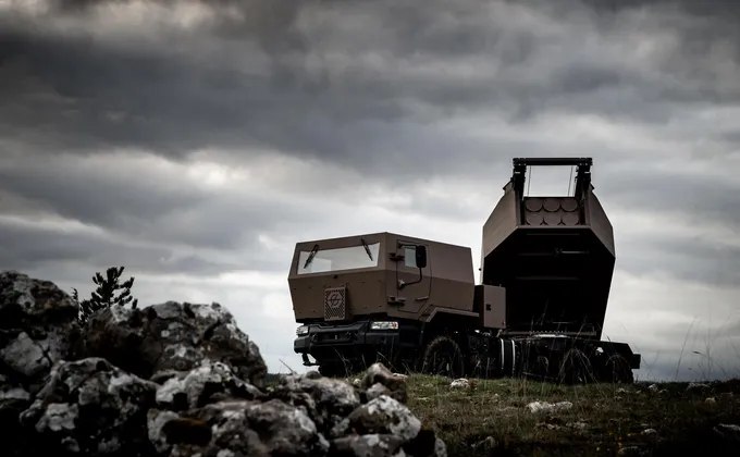 Un rival european la HIMARS, dezvoltat de o companie franceză. Lecția oferită de câmpul de luptă din Ucraina