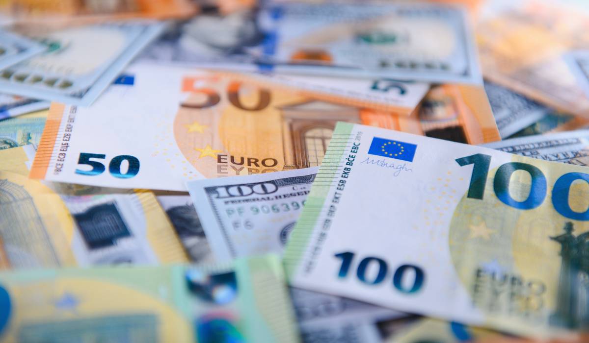 JPMorgan, cea mai mare bancă din SUA, estimează că un euro ar putea ajunge la 6 lei