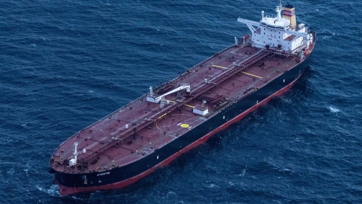 Prețurile petrolului scad la un minim istoric: probleme pentru țările producătoare