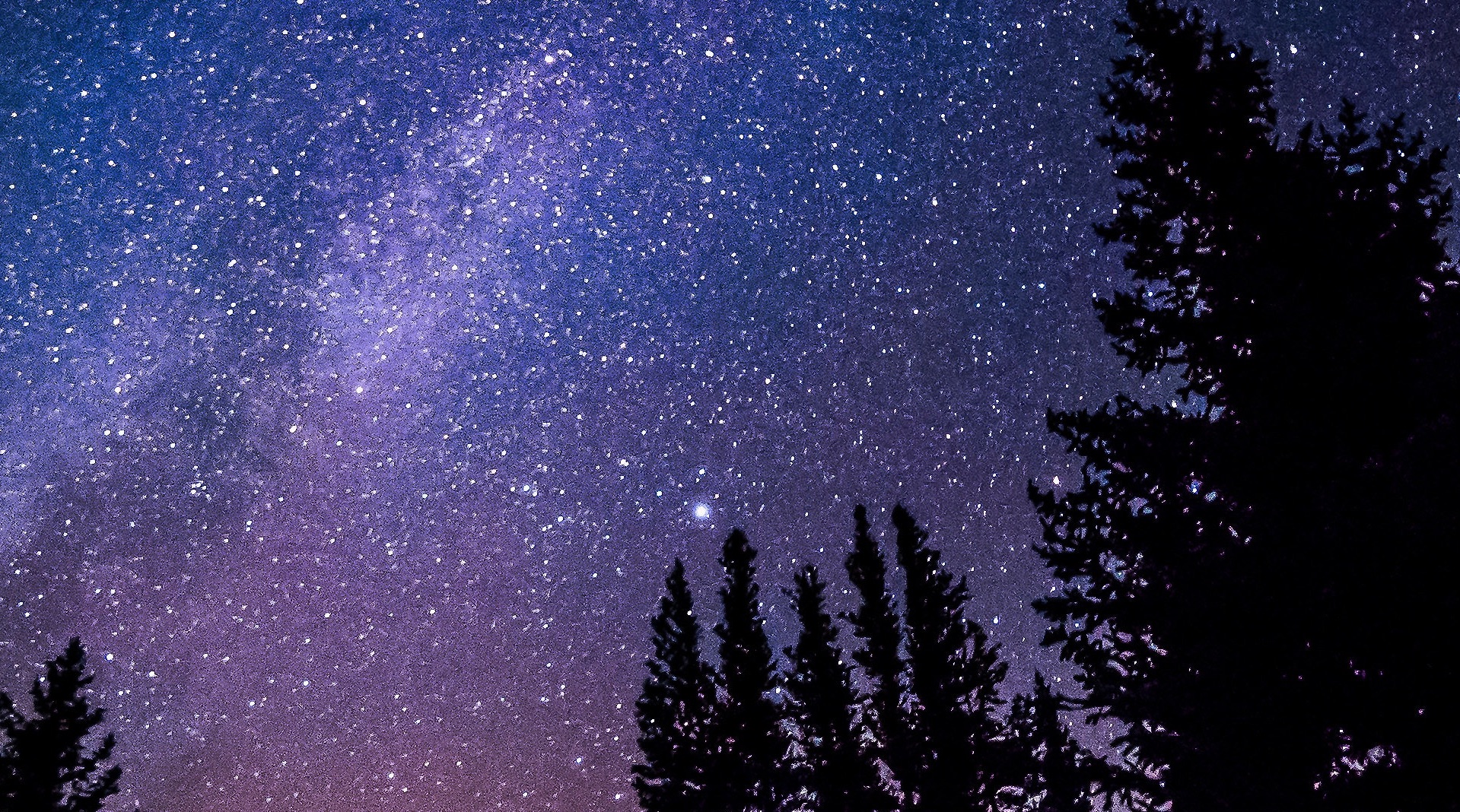 Cercetătorii au recreat prima reacție chimică după Big Bang