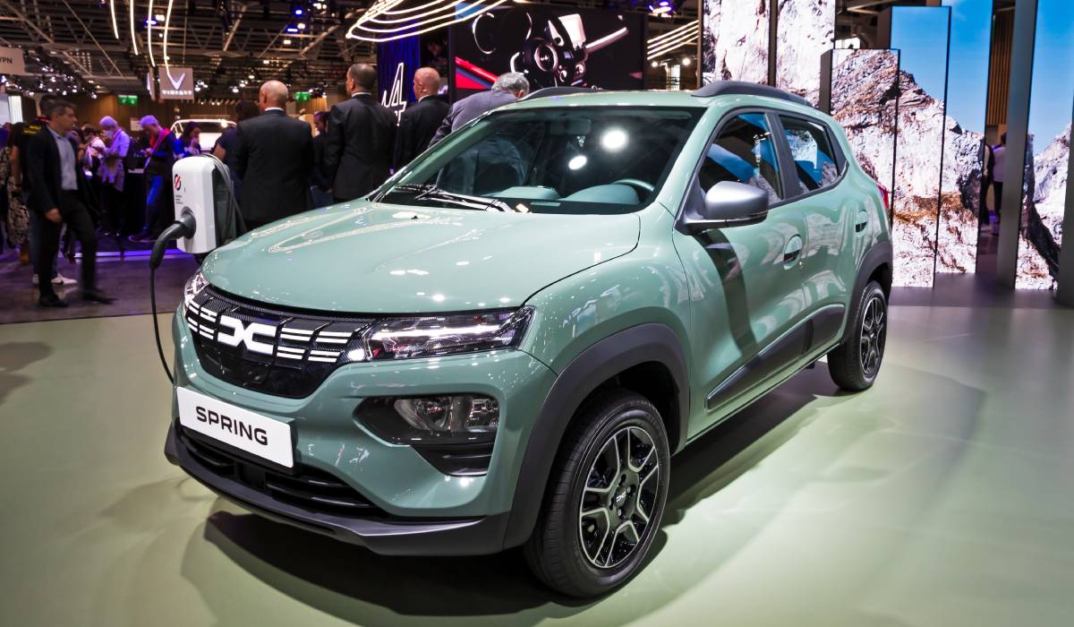 Dacia a vândut un singur exemplar de Spring în luna iulie în România. Blocarea programului Rabla a paralizat vânzarea de mașini electrice Dacia a vândut un singur exemplar de Spring în luna iulie în România. Blocarea programului Rabla a paralizat vânzarea de mașini electrice