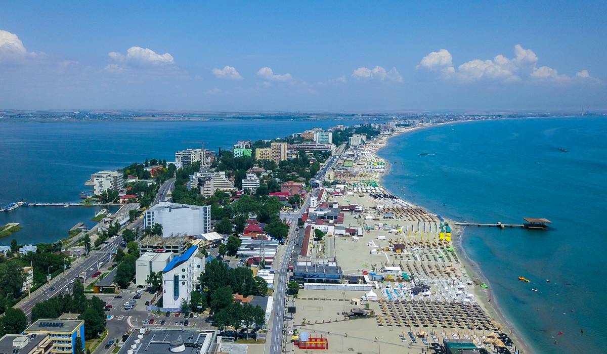 Hoteluri de pe litoralul românesc își închid porțile de la 1 septembrie. Ce s-a întâmplat cu încasările și numărul mic de turiști în 2025