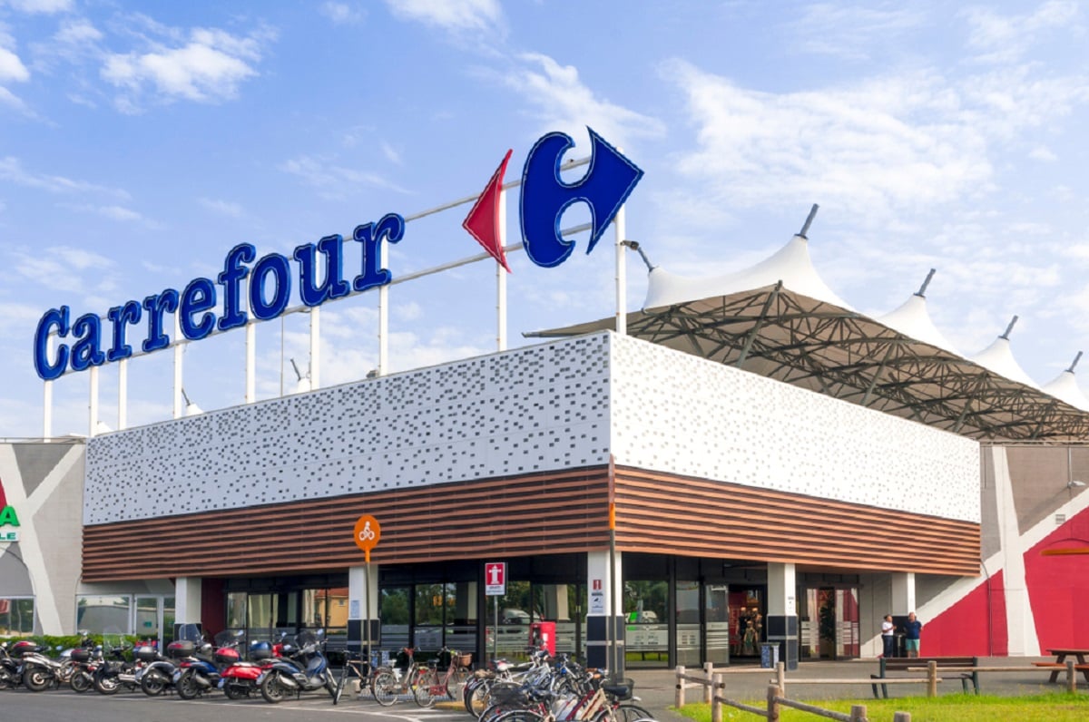 Carrefour își închide magazinele din Polonia, după ce recent le-a vândut și pe cele din Italia. Ce probleme are lanțul francez Carrefour își închide magazinele din Polonia, după ce recent le-a vândut și pe cele din Italia. Ce probleme are lanțul francez