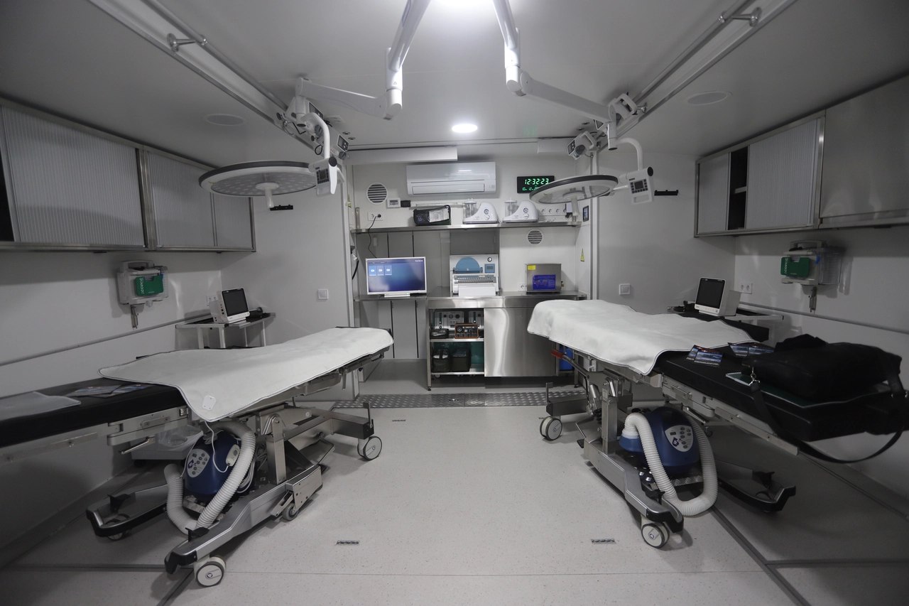 Războiul a intrat în era camuflajului și mobilității totale. Cum funcționează unitățile medicale pe roți