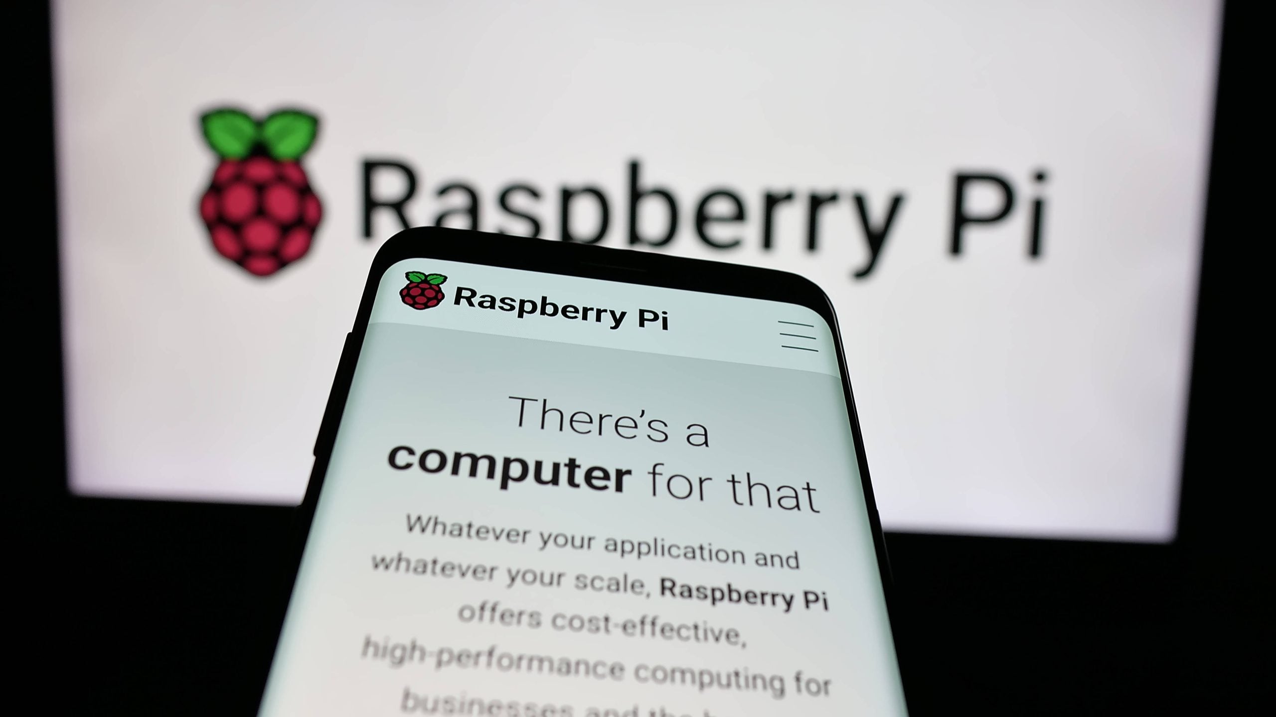 Acțiunile unui producător de mini-calculatoare s-au dublat datorită unui agent AI Acțiunile unui producător de mini-calculatoare s-au dublat datorită unui agent AI