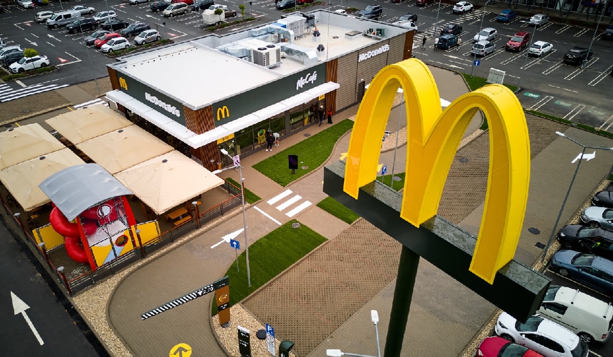 câți bani a făcut în România în 2025 cel mai mare lanț fast-food