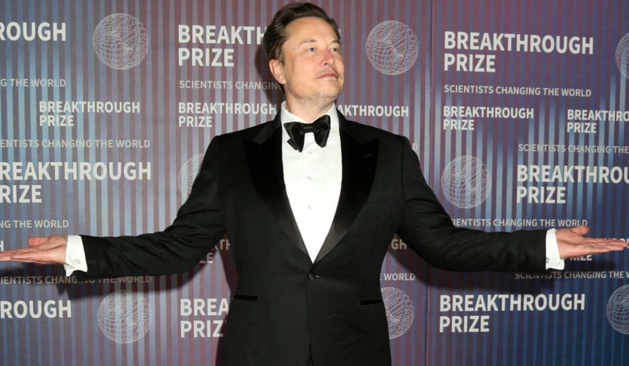 Scandal la xAI a lui Elon Musk. Un fost inginer susține că a fost concediat abuziv după ce a avertizat asupra unor riscuri de securitate și a intentat proces Scandal la xAI a lui Elon Musk. Un fost inginer susține că a fost concediat abuziv după ce a avertizat asupra unor riscuri de securitate și a intentat proces