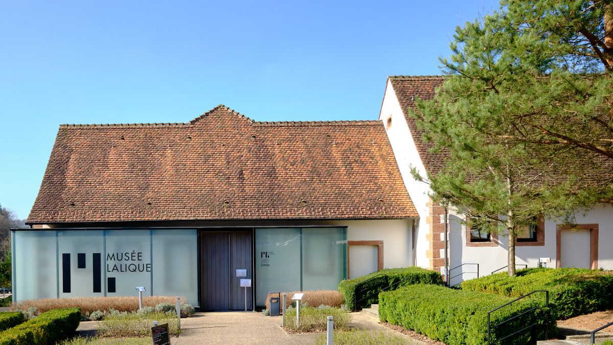 Muzeul Lalique din Franța a fost jefuit de 4.000.000€ Muzeul Lalique din Franța a fost jefuit de 4.000.000€