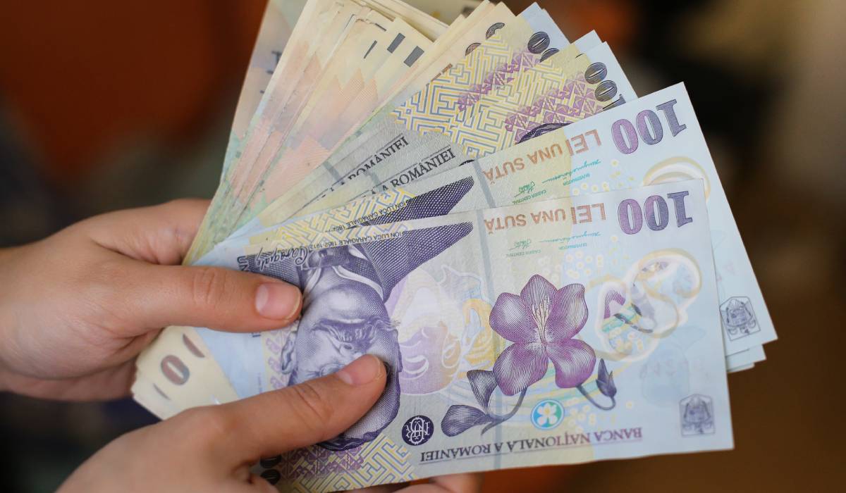ce se întâmplă cu datoria României