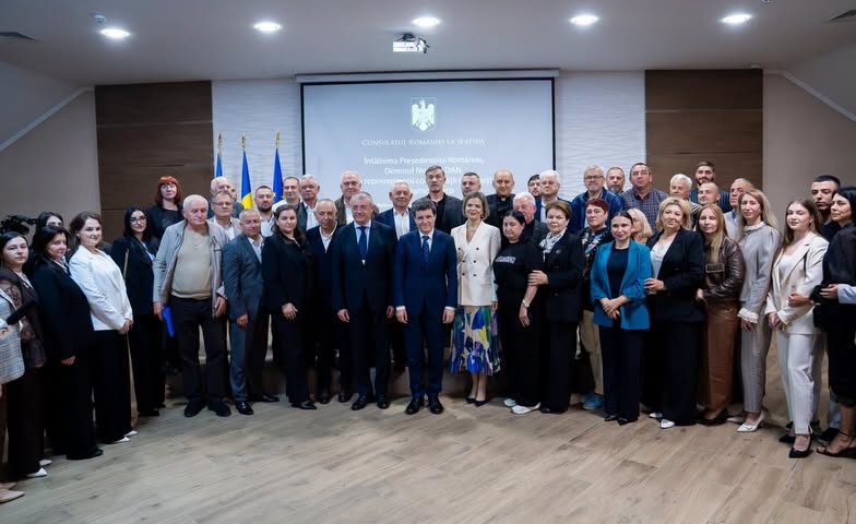 Nicușor Dan, întâlnire cu românii din Transcarpatia: „Apărarea drepturilor și intereselor comunităților de români este o prioritate majoră” Nicușor Dan, întâlnire cu românii din Transcarpatia: „Apărarea drepturilor și intereselor comunităților de români este o prioritate majoră”