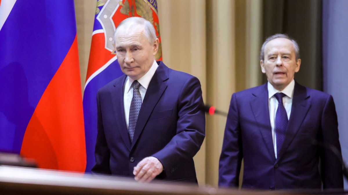 Ameninţarea rusă este de durată și va continua chiar și în cazul opririi războiului din Ucraina, din cauza scopului lui Vladimir Putin, avertizează șeful unui serviciu secret Ameninţarea rusă este de durată și va continua chiar și în cazul opririi războiului din Ucraina, din cauza scopului lui Vladimir Putin, avertizează șeful unui serviciu secret