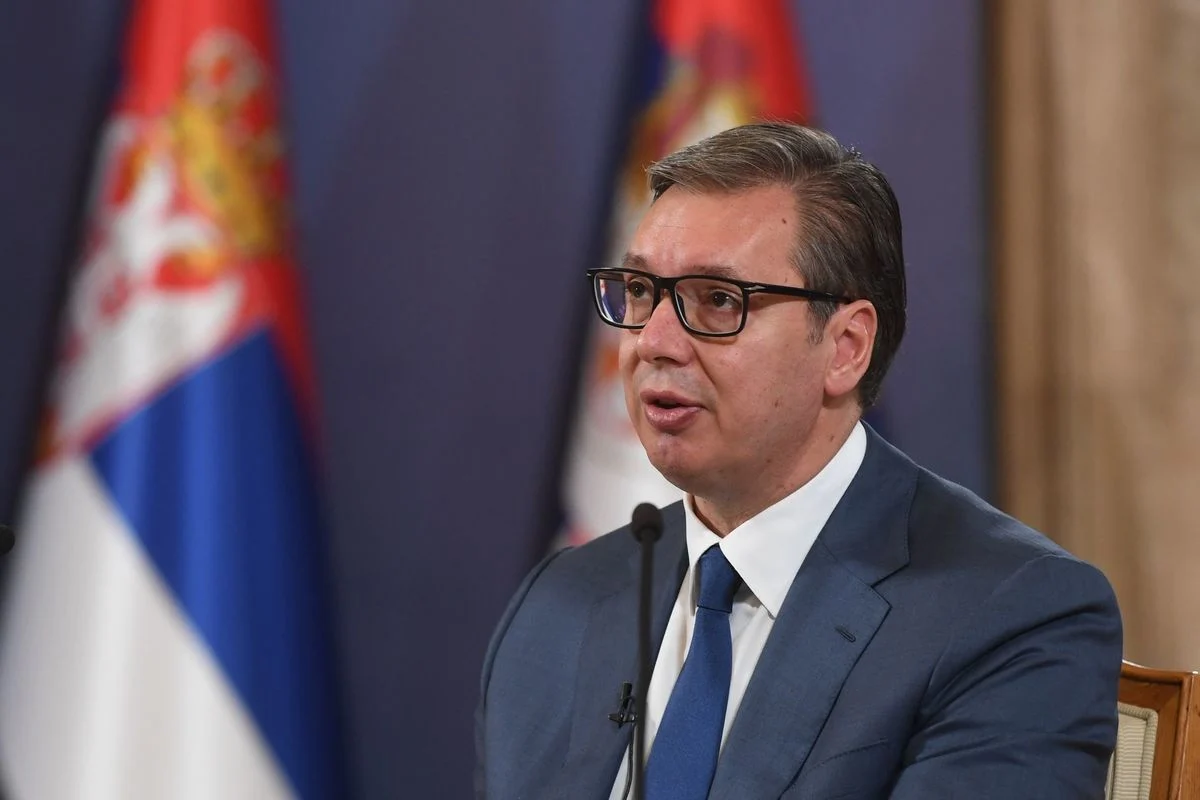 Alegeri parlamentare în Serbia. Dominația lui Vučić este amenințată de studenți Alegeri parlamentare în Serbia. Dominația lui Vučić este amenințată de studenți